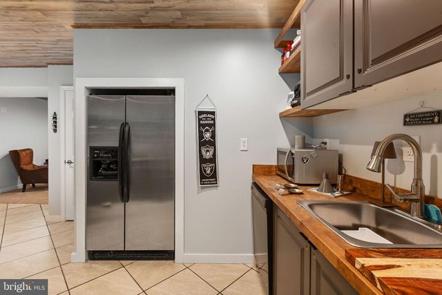 22088 LANDORA BRIDGE RD, Ruther Glen, VA 22546