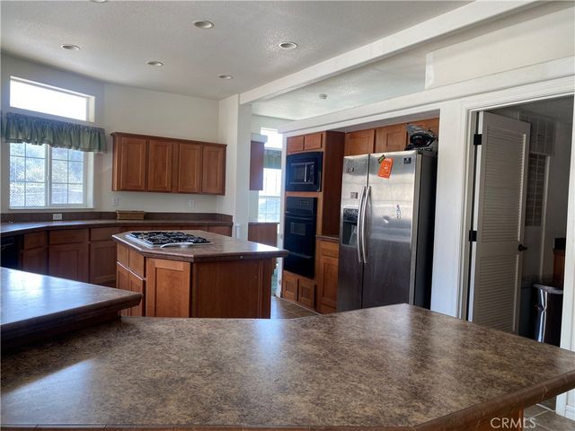 9895 Mias Canyon, Banning, CA 92220