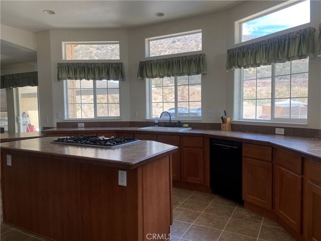 9895 Mias Canyon, Banning, CA 92220