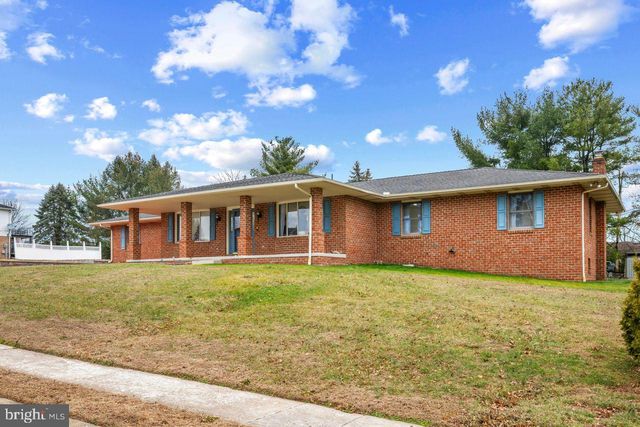 1958 HIGH ST, York, PA 17408