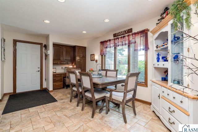 20206 Monks Avenue, Mankato, MN 56003