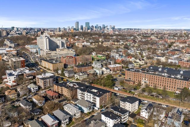 343 S Huntington Ave 5, Boston, MA 02130