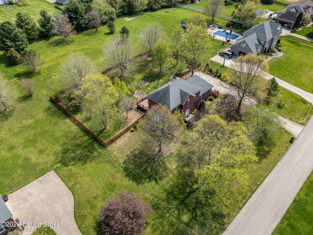 5405 Foxwood Dr, Crestwood, KY 40014
