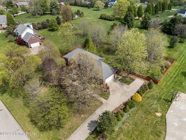 5405 Foxwood Dr, Crestwood, KY 40014
