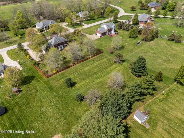 5405 Foxwood Dr, Crestwood, KY 40014