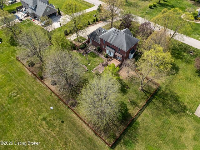 5405 Foxwood Dr, Crestwood, KY 40014