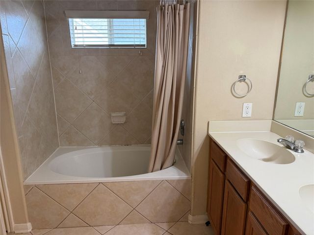 2231 Naomi Street, Houston, TX 77054