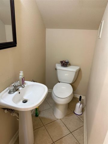 2231 Naomi Street, Houston, TX 77054