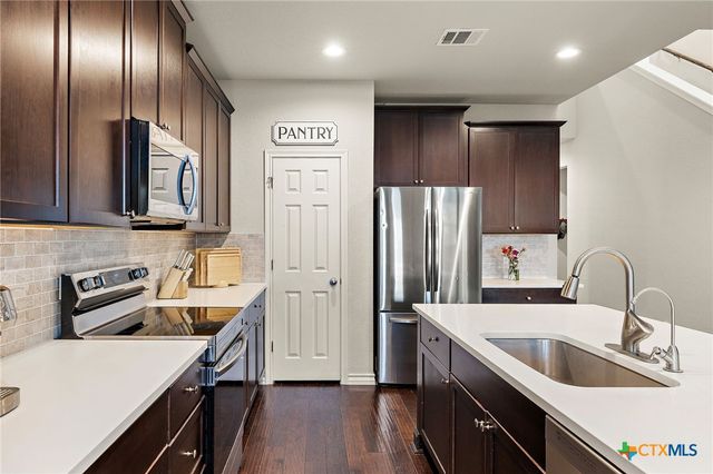 181 Flexus Lane, Liberty Hill, TX 78642