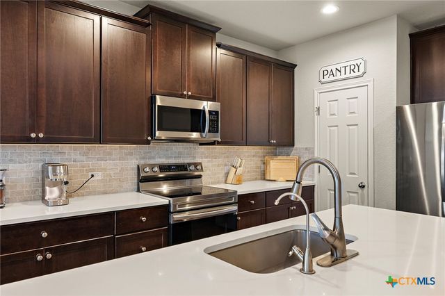 181 Flexus Lane, Liberty Hill, TX 78642