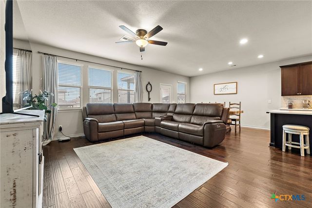 181 Flexus Lane, Liberty Hill, TX 78642