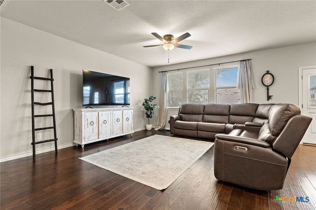 181 Flexus Lane, Liberty Hill, TX 78642
