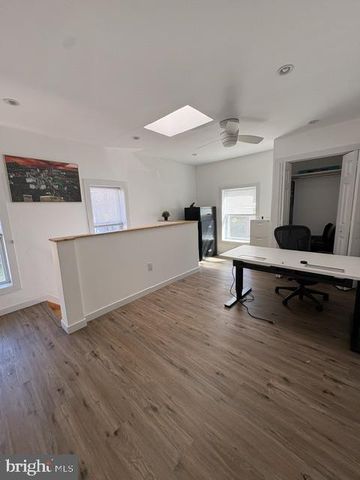1801 W MASTER ST, Philadelphia, PA 19121