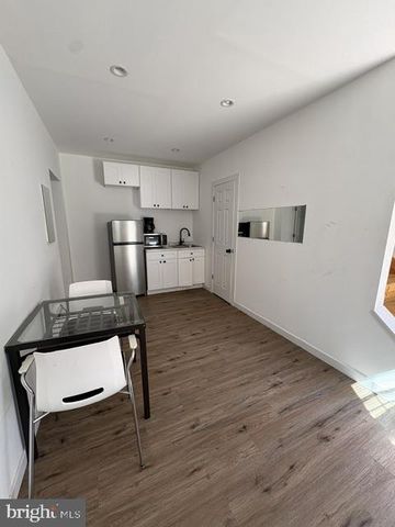 1801 W MASTER ST, Philadelphia, PA 19121