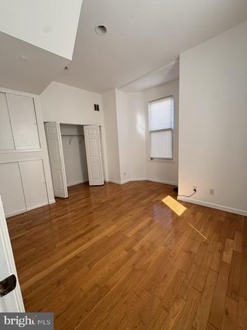 1801 W MASTER ST, Philadelphia, PA 19121