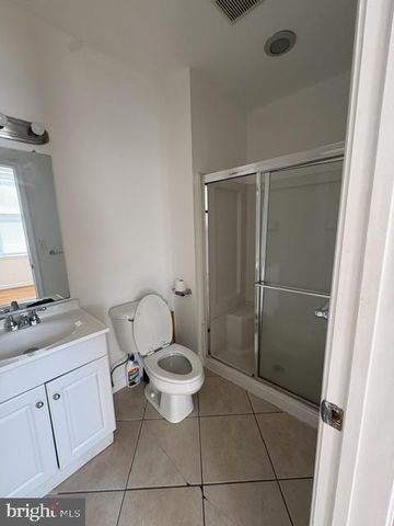 1801 W MASTER ST, Philadelphia, PA 19121
