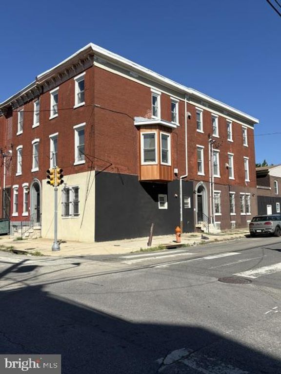 1801 W MASTER ST, Philadelphia, PA 19121