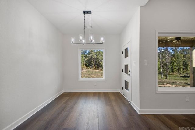 1000 Duke Drive, Bauxite, AR 72011