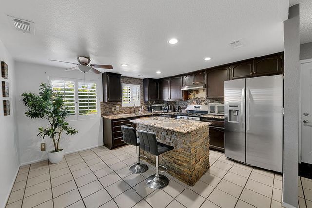 79671 Port Royal Avenue, Bermuda Dunes, CA 92203