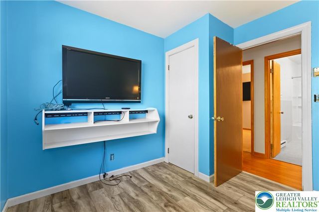 20 Floral Drive, Gouldsboro, PA 18424