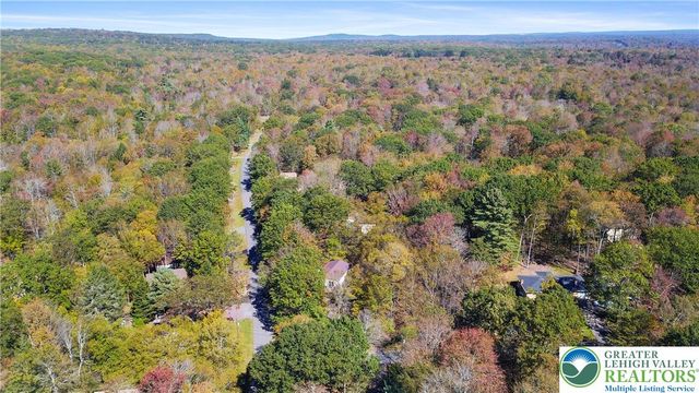 20 Floral Drive, Gouldsboro, PA 18424