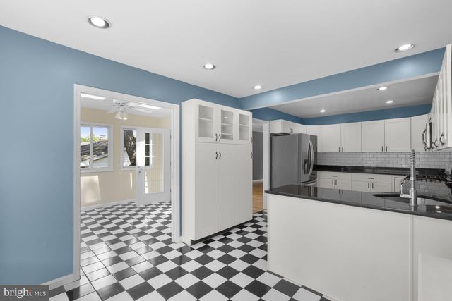 822 LOXFORD TER, Silver Spring, MD 20901