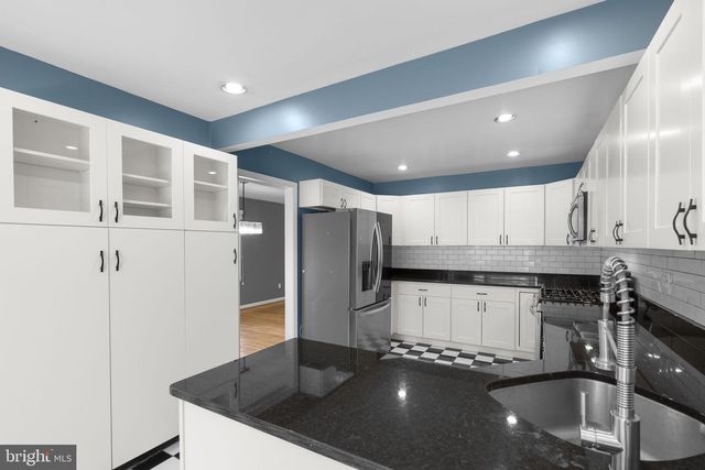 822 LOXFORD TER, Silver Spring, MD 20901