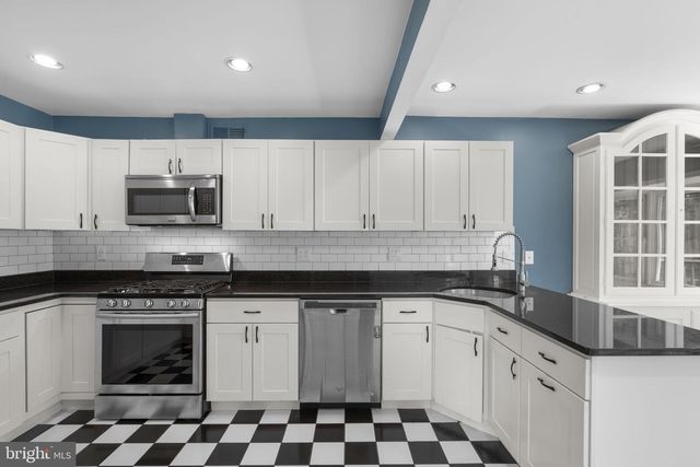 822 LOXFORD TER, Silver Spring, MD 20901