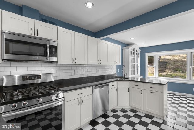 822 LOXFORD TER, Silver Spring, MD 20901