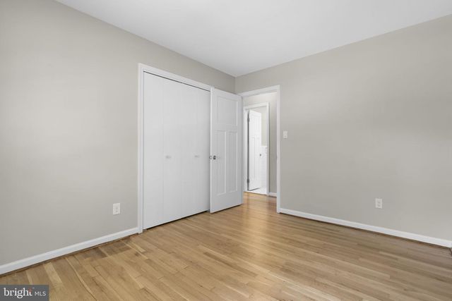 822 LOXFORD TER, Silver Spring, MD 20901