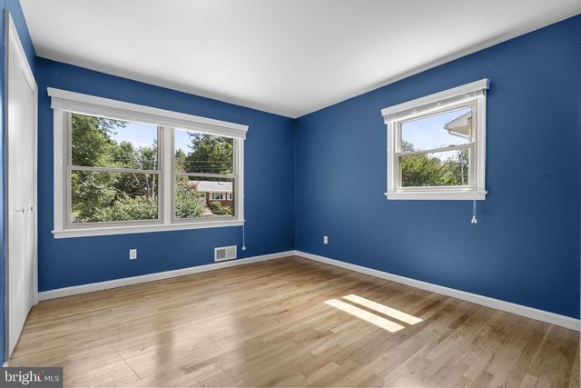 822 LOXFORD TER, Silver Spring, MD 20901