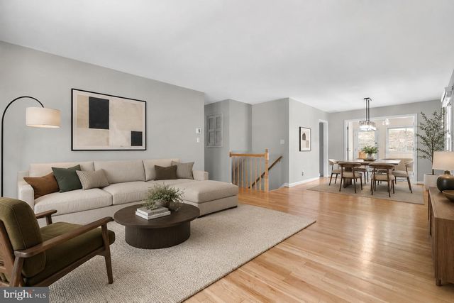 822 LOXFORD TER, Silver Spring, MD 20901