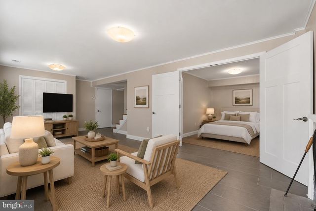 822 LOXFORD TER, Silver Spring, MD 20901