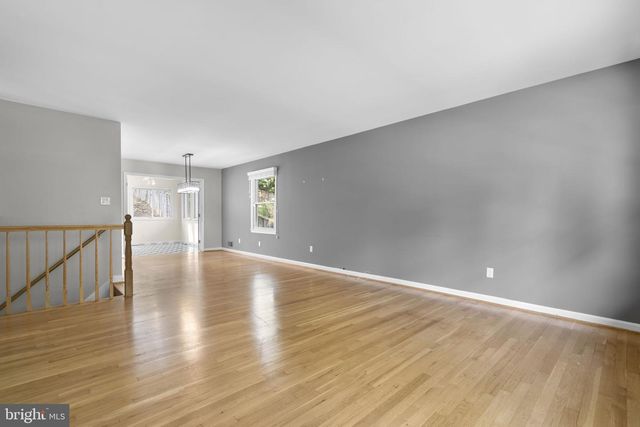 822 LOXFORD TER, Silver Spring, MD 20901