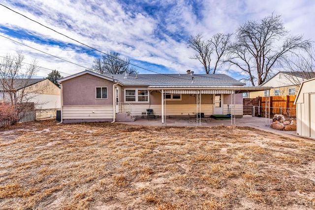 1512 Saratoga Rd, Pueblo, CO 81001