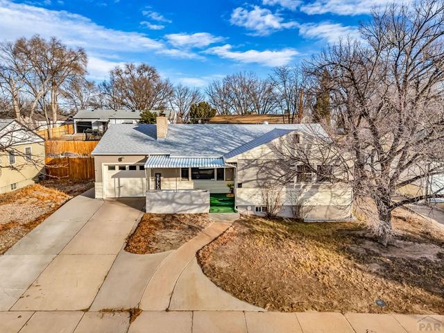 1512 Saratoga Rd, Pueblo, CO 81001