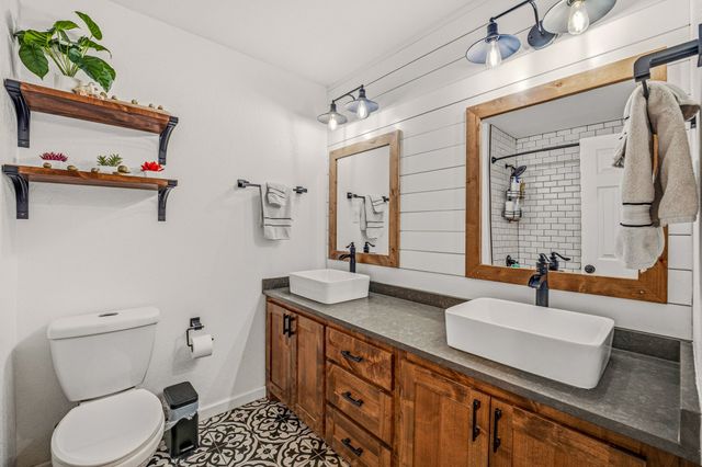 1352 Inglewood Drive, Stephenville, TX 76401