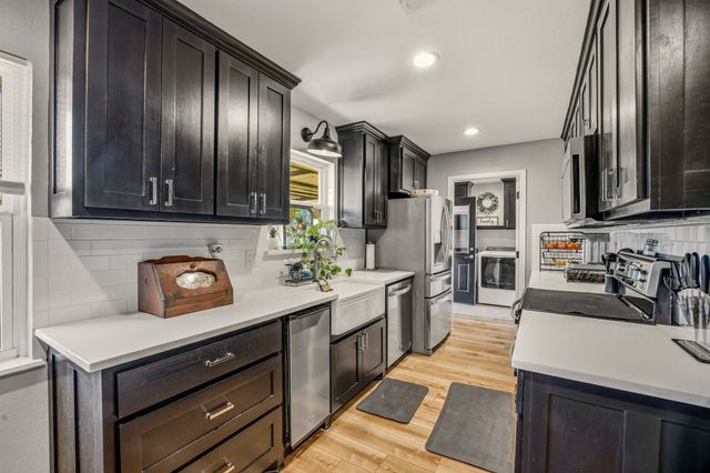 1352 Inglewood Drive, Stephenville, TX 76401