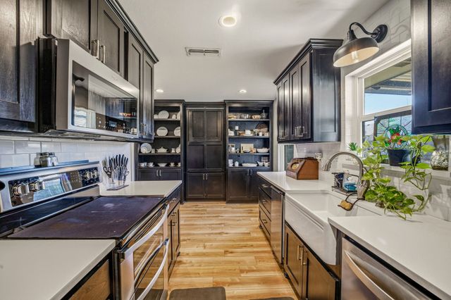 1352 Inglewood Drive, Stephenville, TX 76401