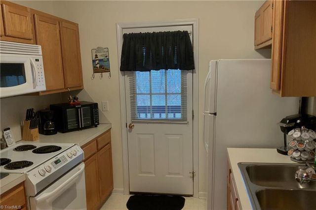 818 Westbrook Court, Archdale, NC 27263