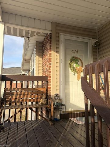 818 Westbrook Court, Archdale, NC 27263