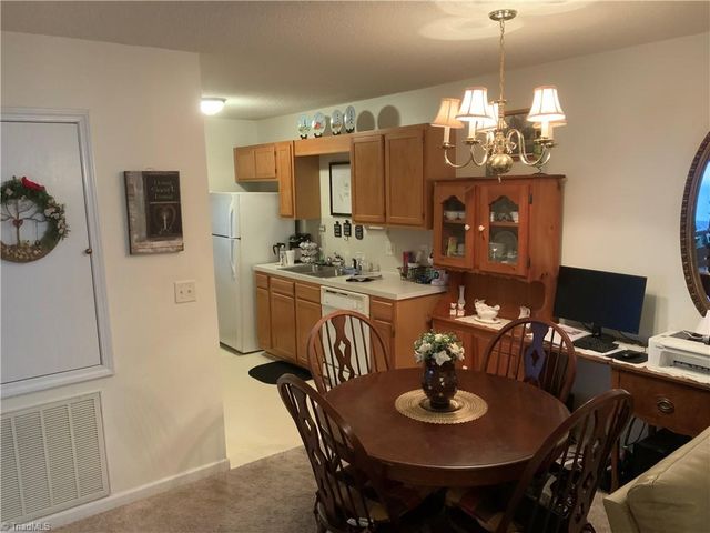 818 Westbrook Court, Archdale, NC 27263