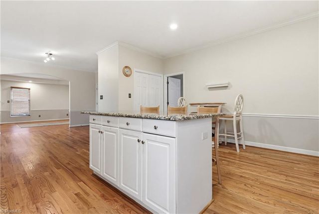 1736 Huntington Woods Court, Winston-salem, NC 27103