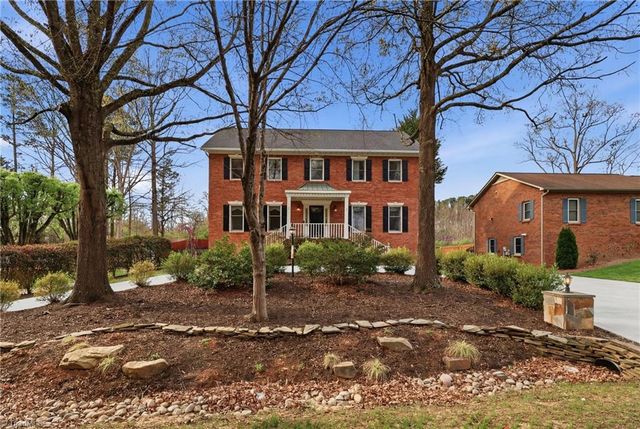 1736 Huntington Woods Court, Winston-salem, NC 27103