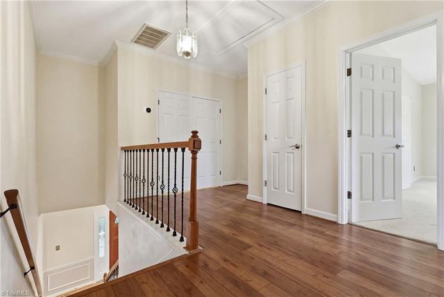 1736 Huntington Woods Court, Winston-salem, NC 27103