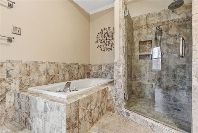 1736 Huntington Woods Court, Winston-salem, NC 27103