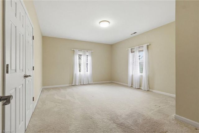 1736 Huntington Woods Court, Winston-salem, NC 27103