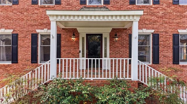 1736 Huntington Woods Court, Winston-salem, NC 27103