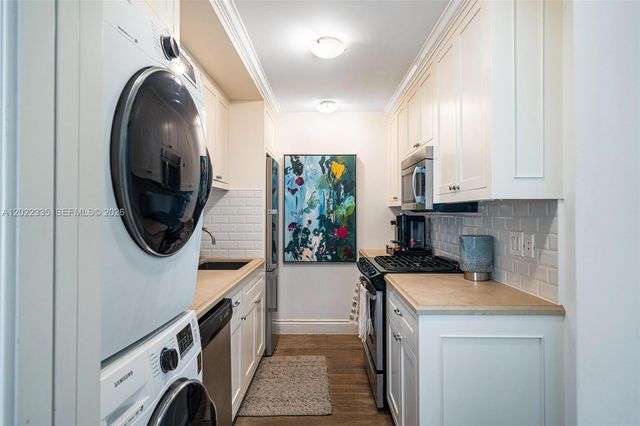 1130 Venetian Way 1E, Miami Beach, FL 33139