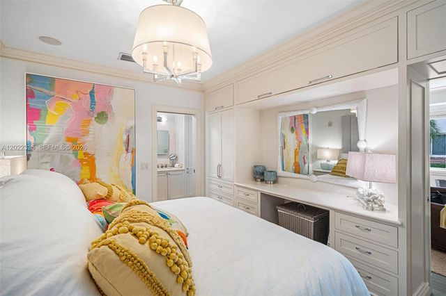 1130 Venetian Way 1E, Miami Beach, FL 33139